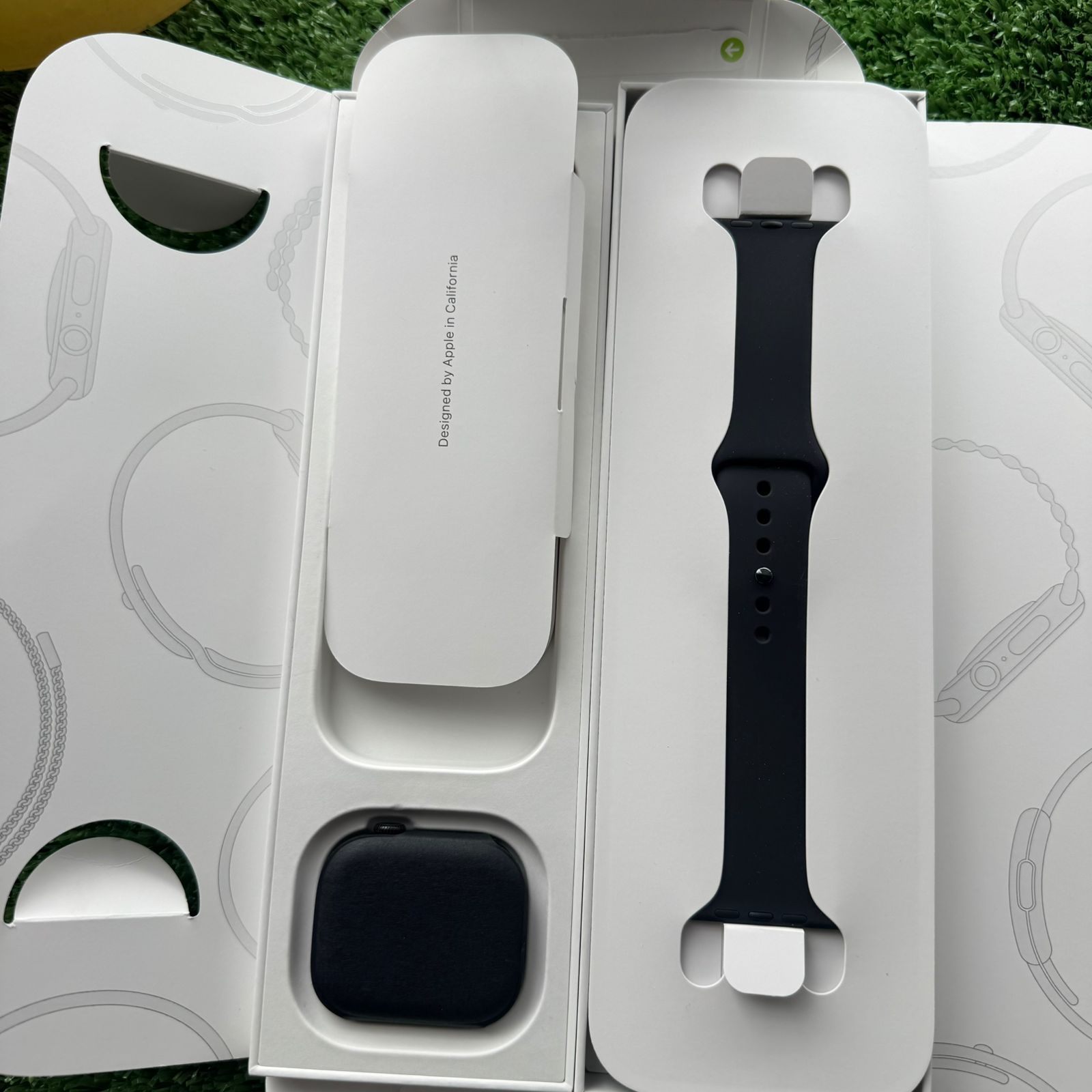 Apple Watch Series 11 46mm Black Seminuevo - Image 2