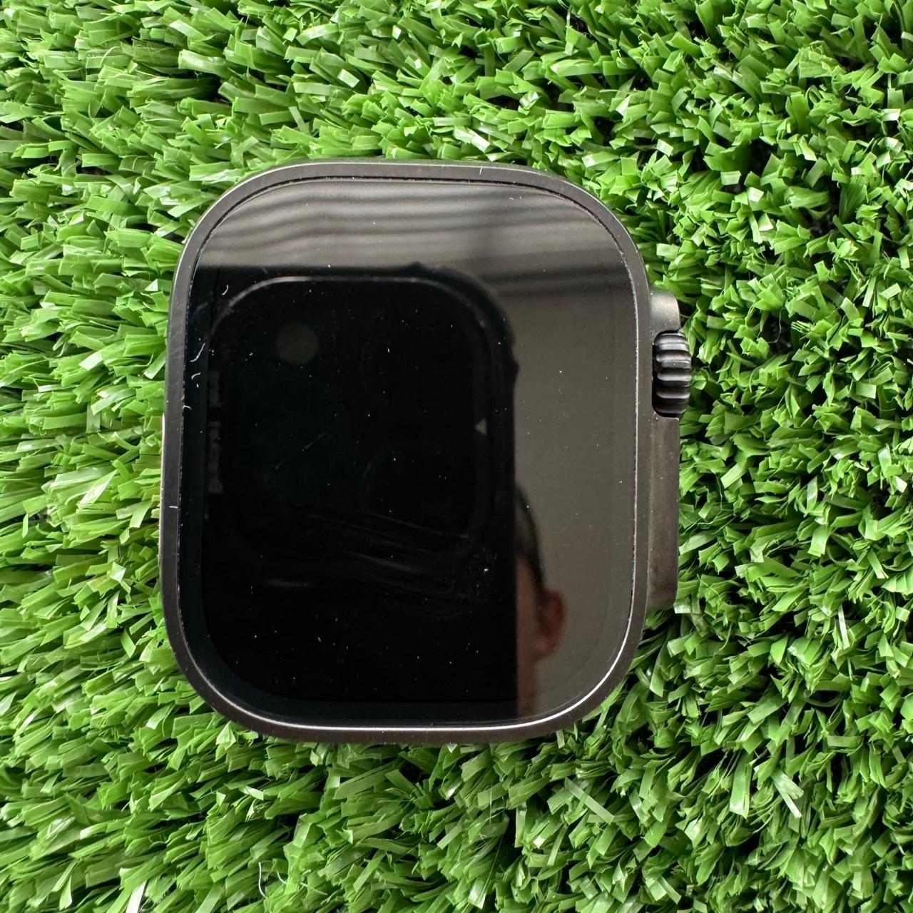Apple Watch Ultra 2 49mm Black Titanium Open Box - Image 5