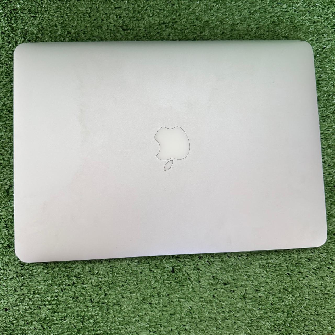 Macbook Air Intel Core i5 128GB SSD / 8AM Silver (2015) - Image 2